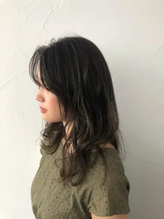 セミロング カラー Ash中目黒店 榊間茜のヘアスタイル