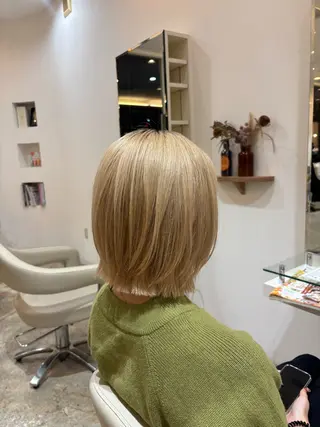 ミディアム 佐藤 優里のヘアスタイル