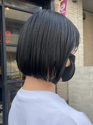 ショート カラー 【aini天王寺】 𝐚𝐢𝐫𝐢✂︎のヘアスタイル