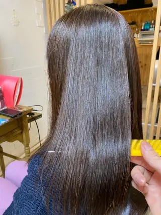 セミロング 髪質改善✨ 角谷　勇のヘアスタイル