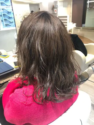 ミディアム カラー ヘアアレンジ 金子 富士のヘアスタイル