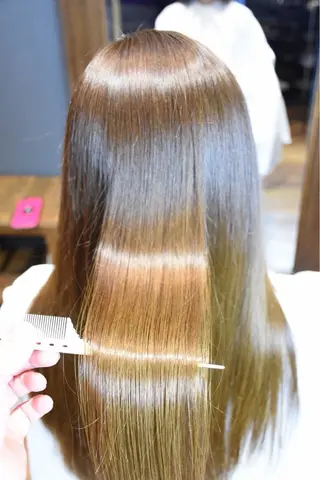 ロング 縮毛矯正専門店 FUNNYのヘアスタイル