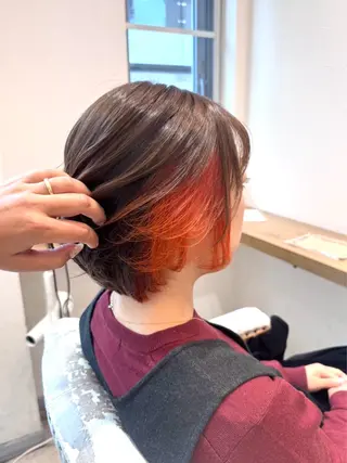 ショート カラー 立川・くびれミディ 旬なデザインカラーのヘアスタイル