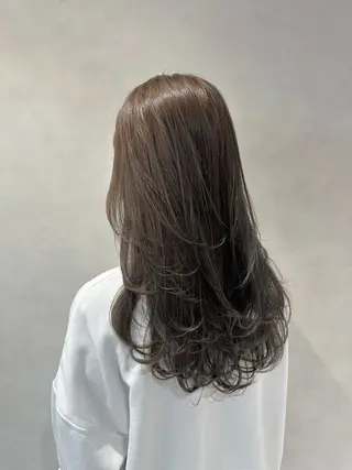 ロング カラー 大人レイヤー& 透明感カラー💄のヘアスタイル