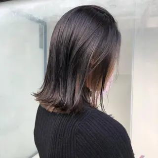 ミディアム 相川 愛実のヘアスタイル