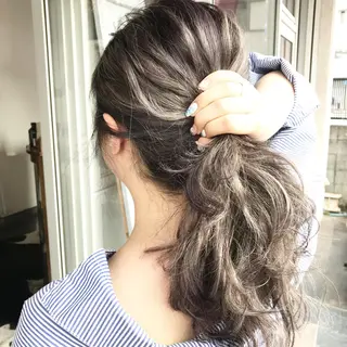 セミロング カラー ヘアアレンジ Mariana/ 鶴原-ハイライトのヘアスタイル