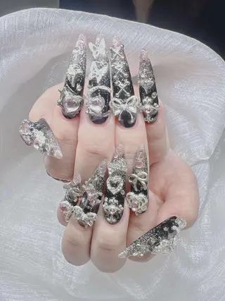 ネイル Lee Nailsのネイルデザイン