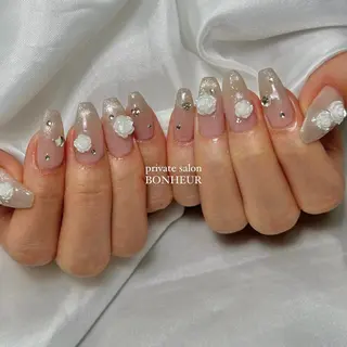 ネイル BONHEUR Annaのネイルデザイン