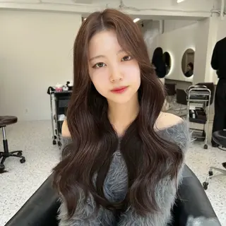 ロング カラー 韓国ヘア/透明感 カラー🤍yukaのヘアスタイル