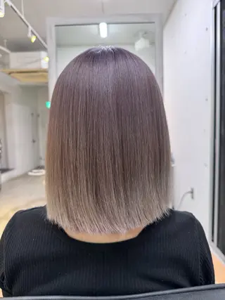 ミディアム カラー 藤原 杏翼のヘアスタイル