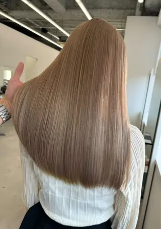 ロング カラー 新美 蓮のヘアスタイル