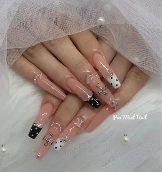 ネイル HANA 長さだしのネイルデザイン