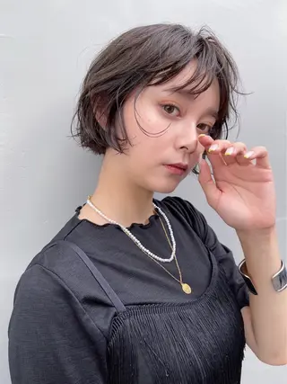 ショート カラー GiseL ジゼル六本松のヘアスタイル