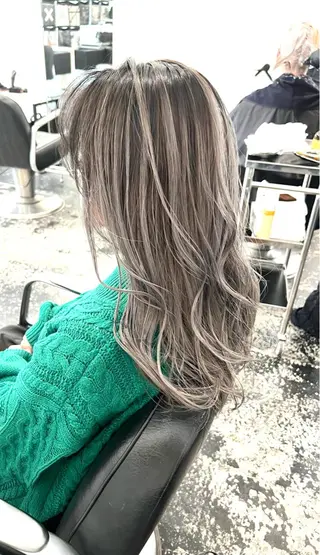 ミディアム カラー パーマ ヘアアレンジ メンズ キッズ ブリーチ　ハイトーン 特化🌈フジタハルキのヘアスタイル