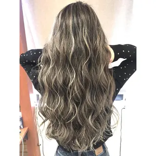 ロング カラー ネイル マツエク・マツパ 井上 一平のヘアスタイル