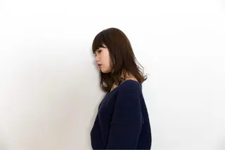 ミディアム ツジガキ ユウスケのヘアスタイル