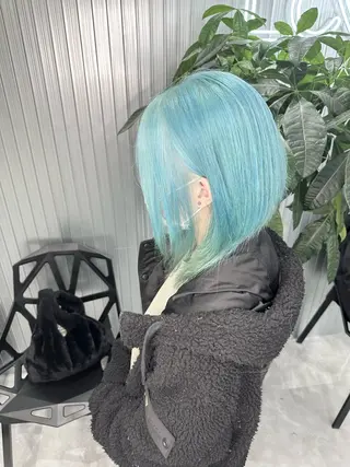 ショート カラー LOOP hairのヘアスタイル