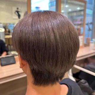 ショート カラー メンズ 勝見 美春のヘアスタイル