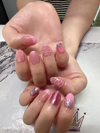 ネイル ガレンドウ 白澤 愛子のネイルデザイン