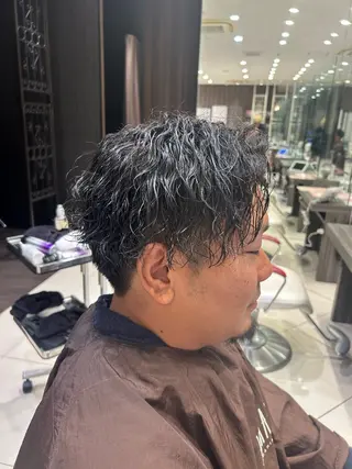 ショート パーマ メンズ メンズ専門 米山諒✂️のヘアスタイル