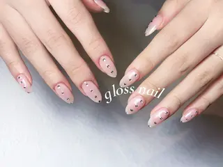 ネイル テンニン💞 gloss nailのネイルデザイン