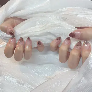 ミディアム ごとう わかのネイルデザイン