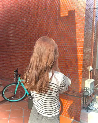 ロング カラー ヘアアレンジ ハイトーン／パーマ 特化平田のヘアスタイル