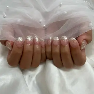 ネイル 🎀𝐶𝐻𝐼𝑆 𝐴𝑇𝑂🎀のネイルデザイン