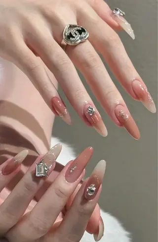 ネイル sun nail池袋 モデル募集のネイルデザイン