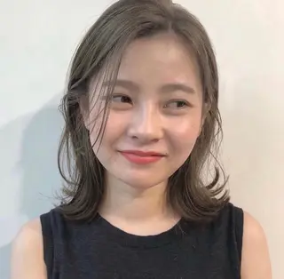 ミディアム 三輪 恭平のヘアスタイル