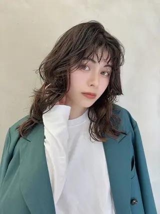 ミディアム 色気レイヤースタイル 洒落色気ヘアマサトのヘアスタイル