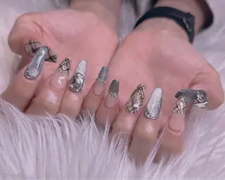 ネイル エムズ ハヤシのネイルデザイン