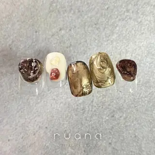 ネイル 阿武 美海のネイルデザイン