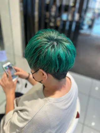 ショート カラー 小沼 正悟のヘアスタイル