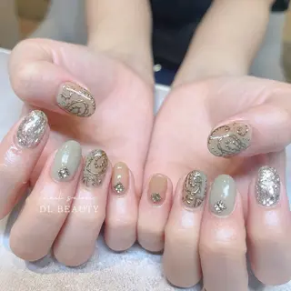 ネイル .. momoko🕊のネイルデザイン