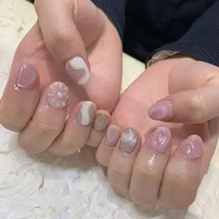 ネイル マキノ ユイのネイルデザイン