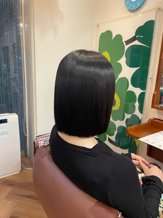 ミディアム 望月 千絵のヘアスタイル