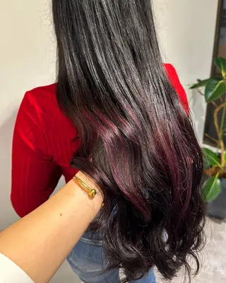 ロング カラー 唐澤 千尋のヘアスタイル