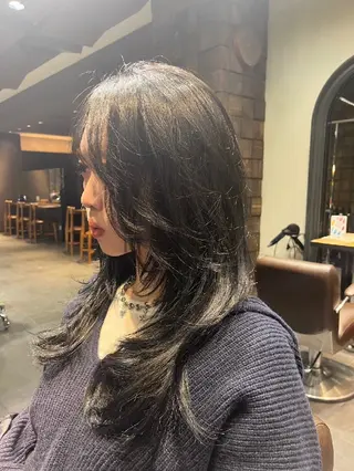 ロング カラー 矢野 伶菜のヘアスタイル