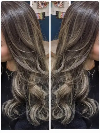 ロング ade omotesando所属・鷺谷 玲奈のヘアスタイル