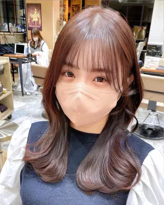 ミディアム カラー 顔まわりカット🌟 くびれヘア/寺門遥輝のヘアスタイル
