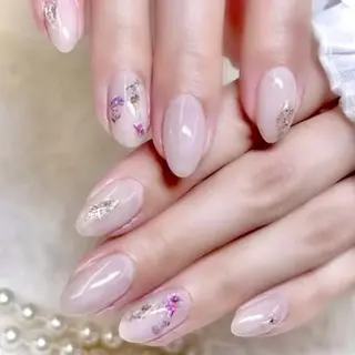 ネイル anju🌷 𓂃𓈒𓏸︎︎︎︎のネイルデザイン