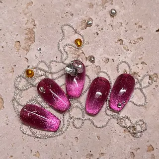 ネイル ToliyDeliy Nail Salonのネイルデザイン