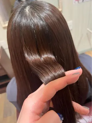 ロング パーマ 初ブリーチOK✨ ハイトーン稲吉菜々美のヘアスタイル