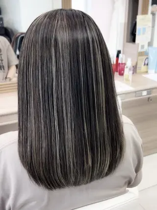 セミロング Rei/ 縮毛矯正/ ハイライトカラー募集のヘアスタイル