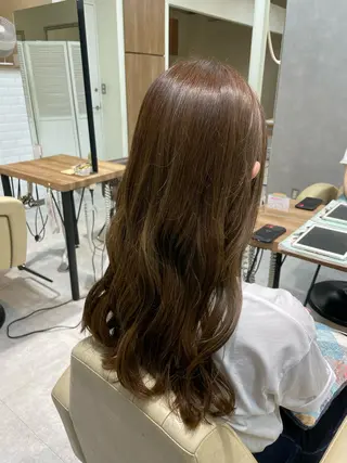 カラー 近田 小桜のヘアスタイル