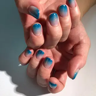 ネイル AYAKA ICHIHARAの眉毛・アイブロウイメージ