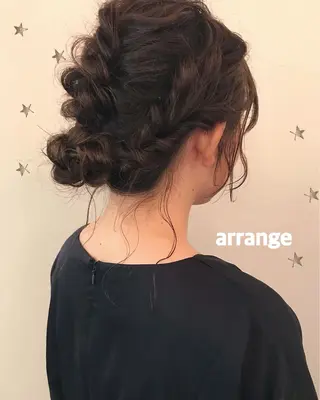 ミディアム ヘアアレンジ 市川 千夏のヘアスタイル