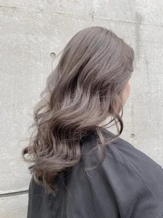 セミロング カラー 【透明感、艶髪】西村 有司のヘアスタイル