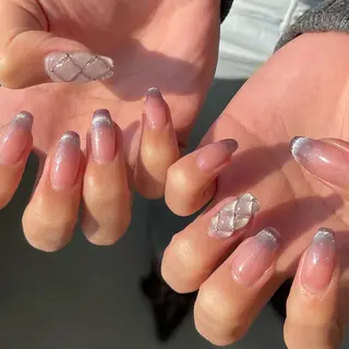 ネイル 鈴木 結奈のネイルデザイン